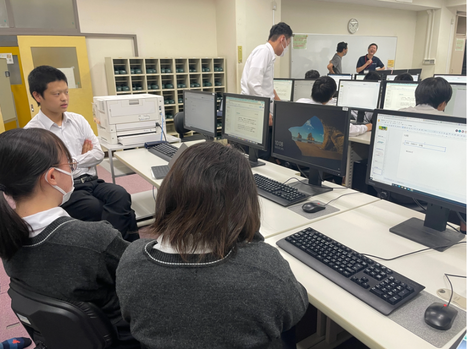 生成AIを使って学科のキャッチフレーズをつくる
